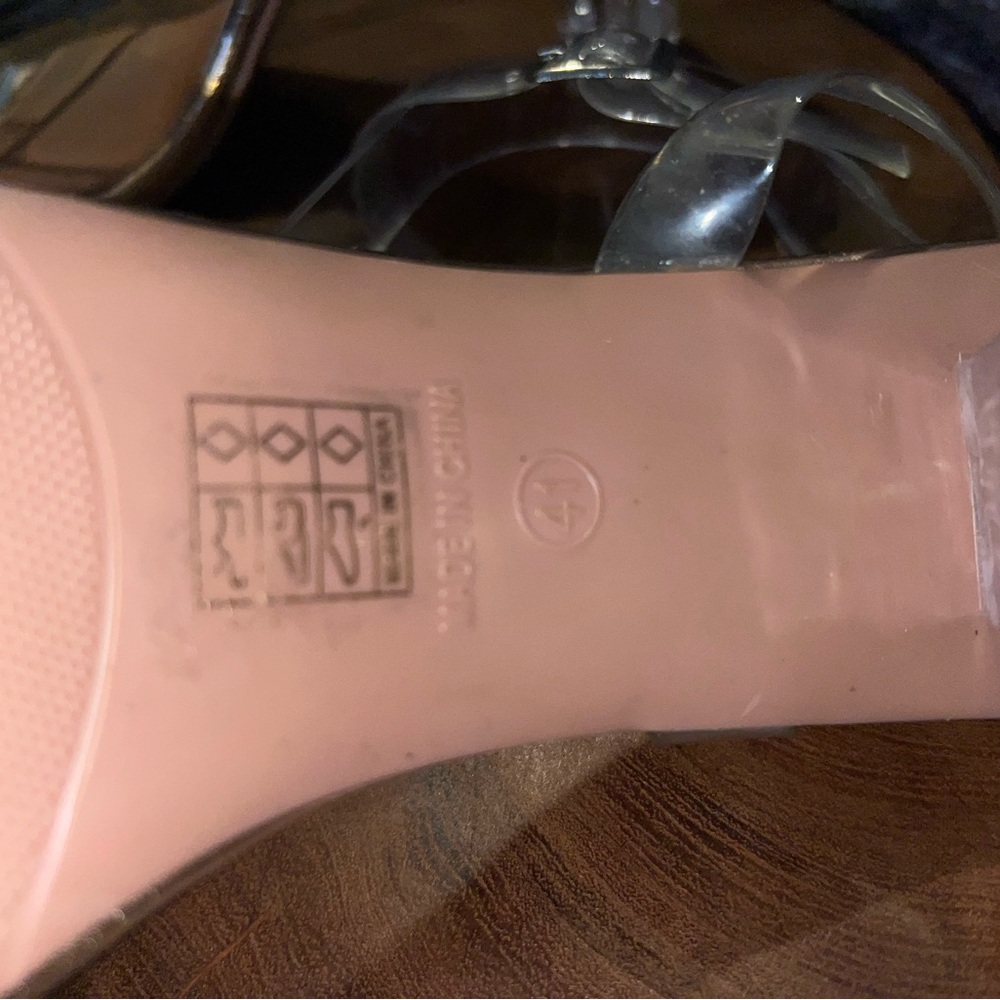 Shein Woman’s Block Heeled Clear Open Toed Sandals - image 6